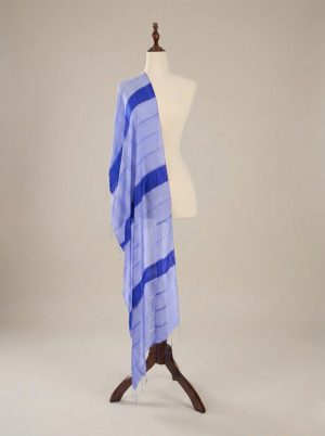 Khăn lụa tơ tằm Ký Ức Lam chất liệu Lụa Tơ Tầng mịn màng