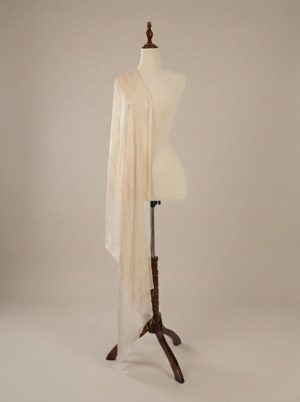 Khăn choàng lụa tơ tằm Lụa Nắng Mai màu vàng kem cao cấp Luata Silk