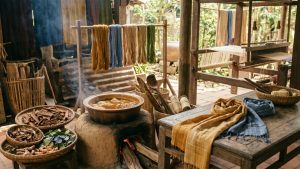 Khăn lụa tơ tằm thủ công