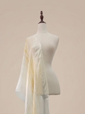 khan-choang-lua-to-tam-to-vang-luata-silk